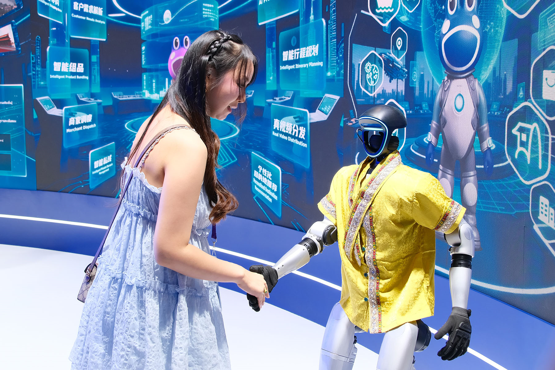 China, ASEAN pledge to strengthen AI cooperation img